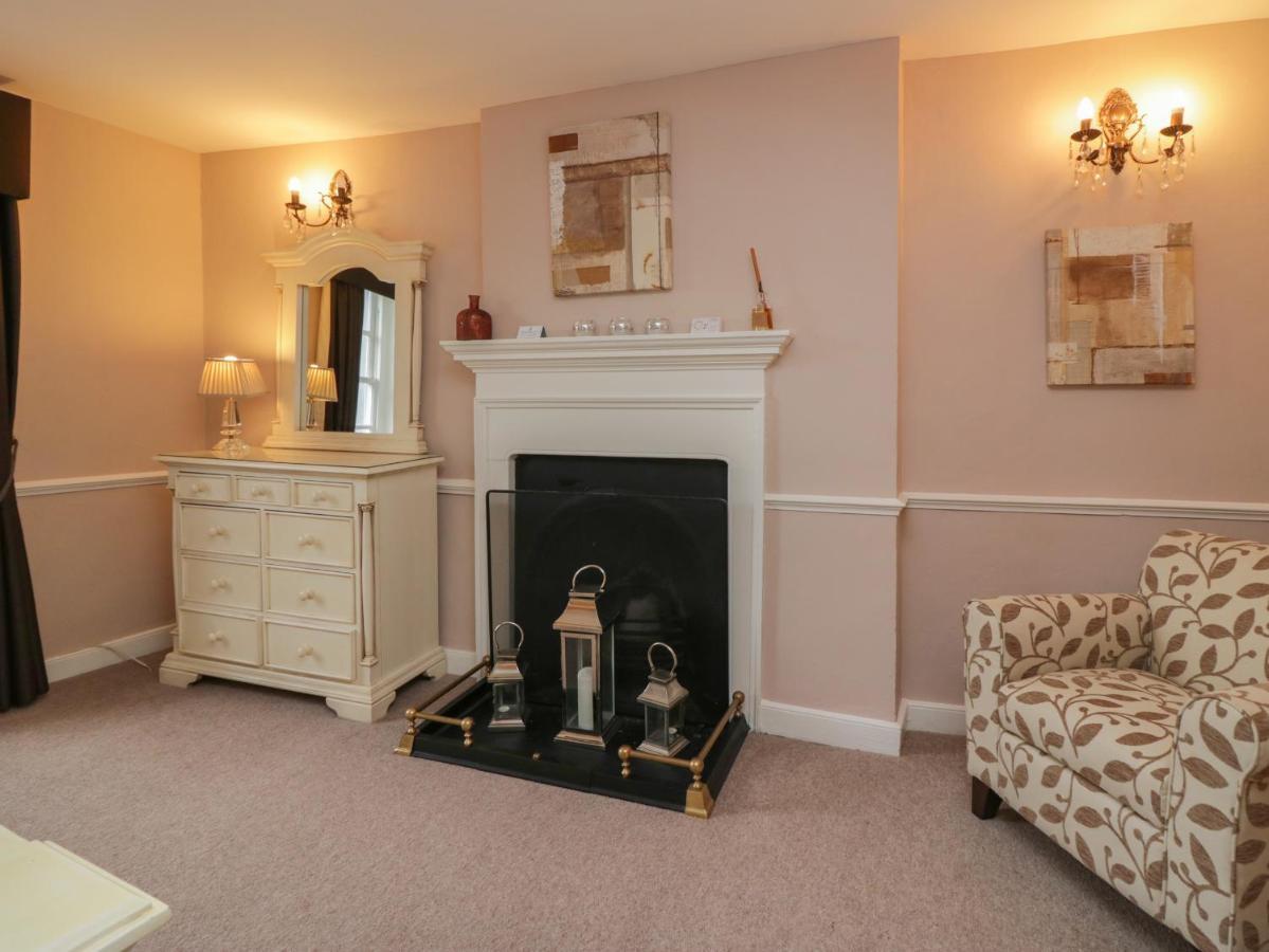 Old Book Shop Villa Grange-over-Sands Luaran gambar