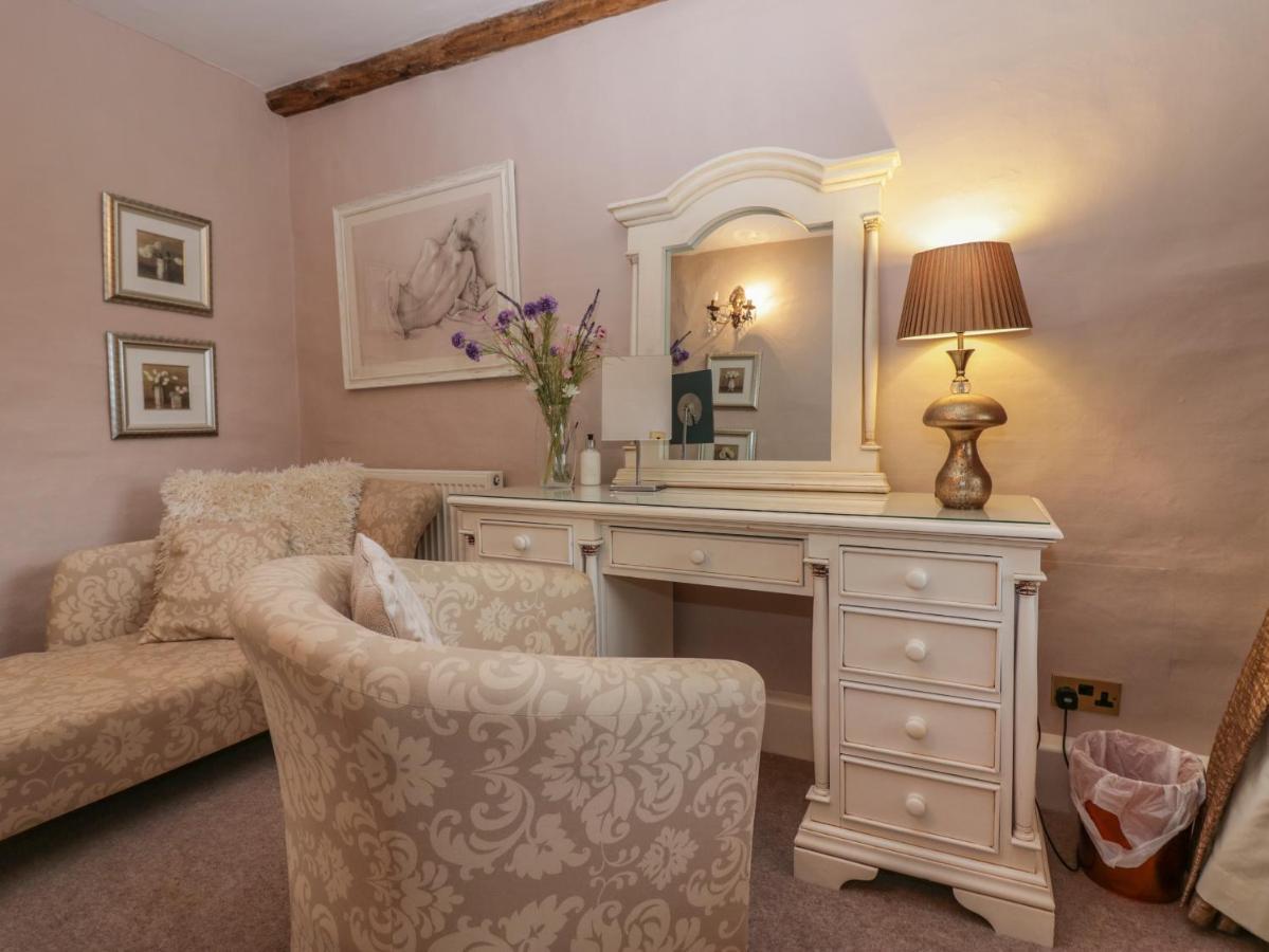 Old Book Shop Villa Grange-over-Sands Luaran gambar