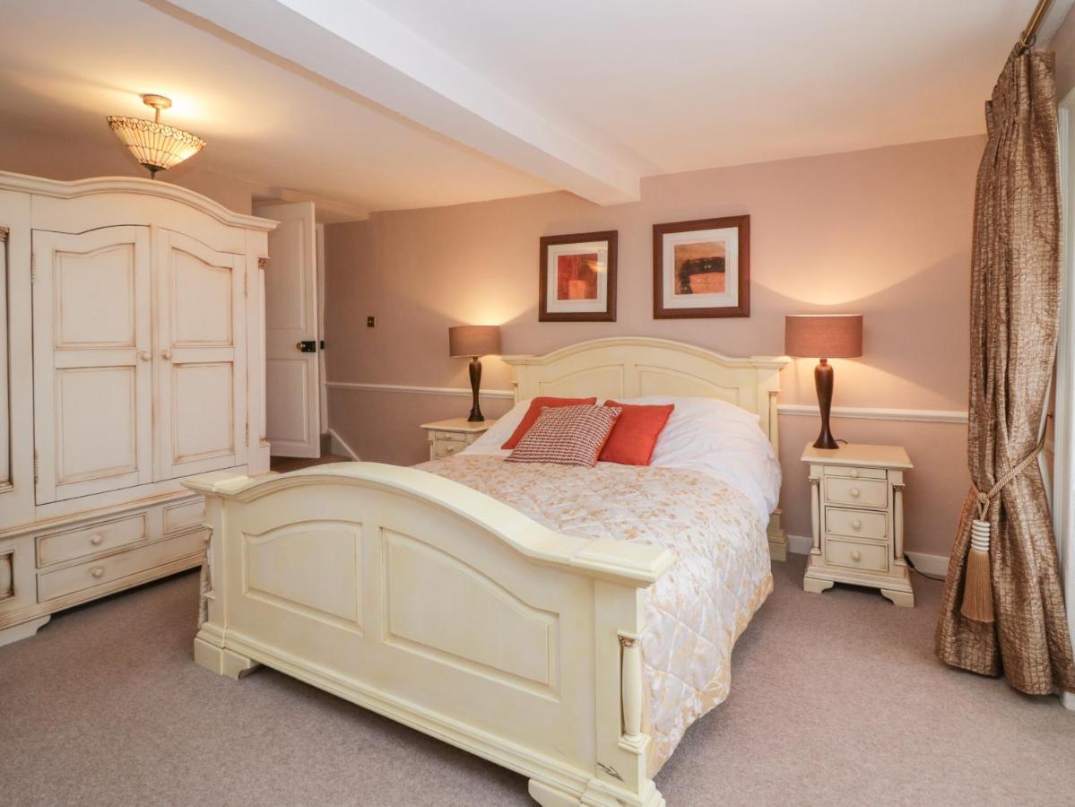 Old Book Shop Villa Grange-over-Sands Luaran gambar